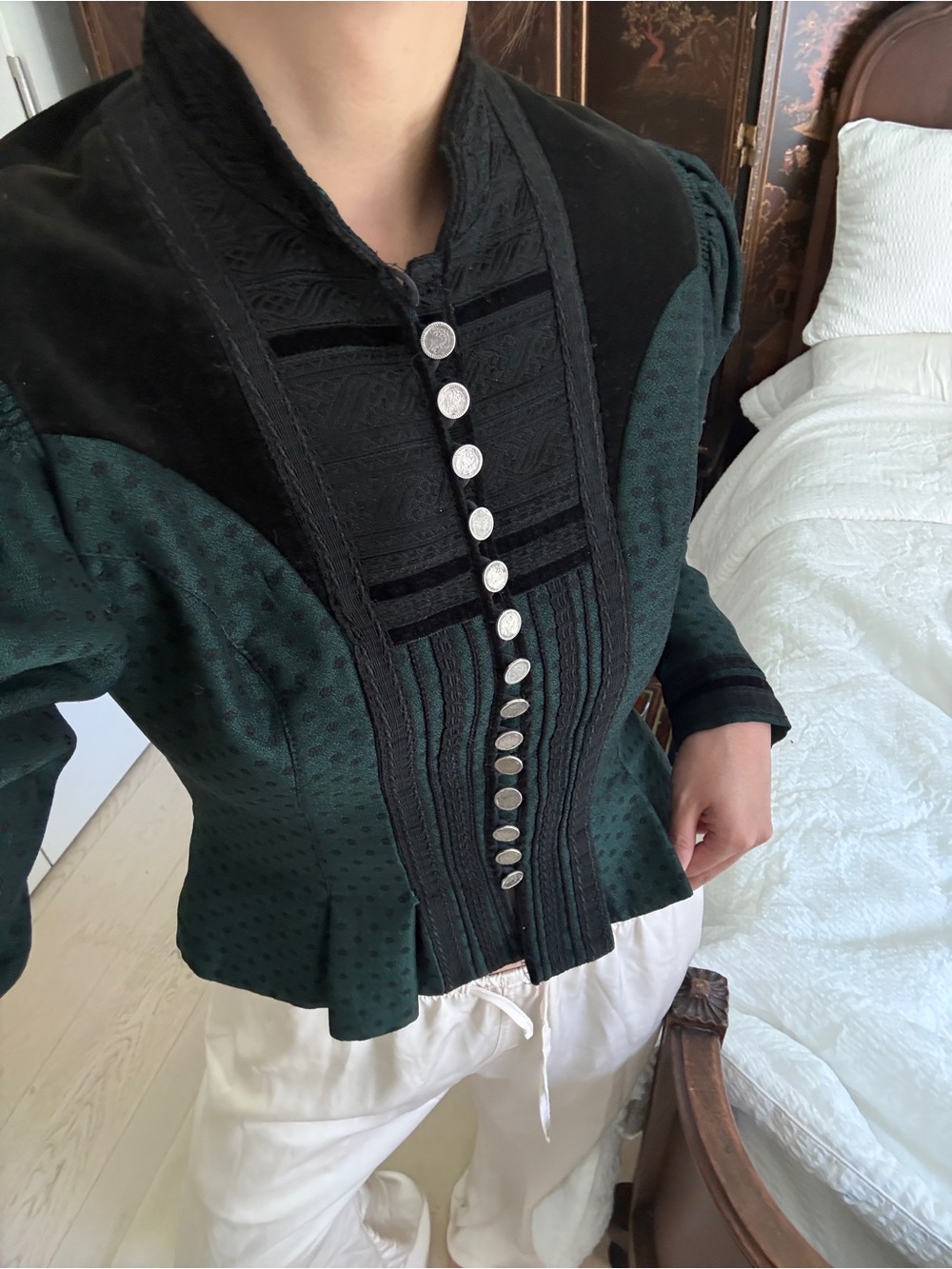 Vintage deadstock fitted green and black velvet jacket
